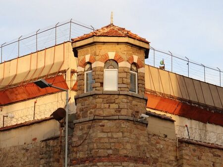 В подкрепа на Десислава Иванчева и Биляна Петрова са получени