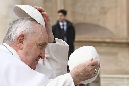 Папата пожела на руснаците и украинците да постигнат мир по повод православния Великден