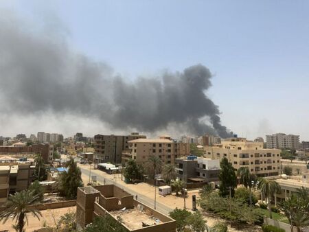 Вашингтон и Лондон призоваха за незабавно спиране на огъня в Судан