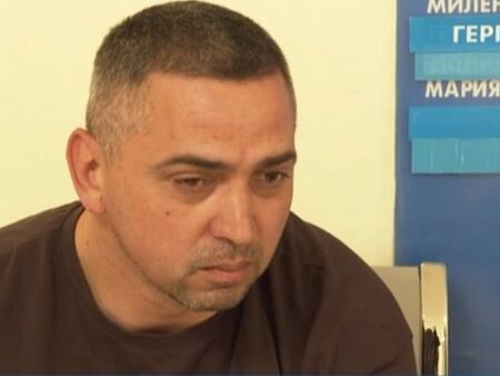 В момента състоянието на медицинския служител е задоволително той е постъпил