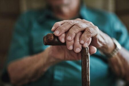 Двойно повече пенсионери ще минат над линията на бедност през 2023 г.