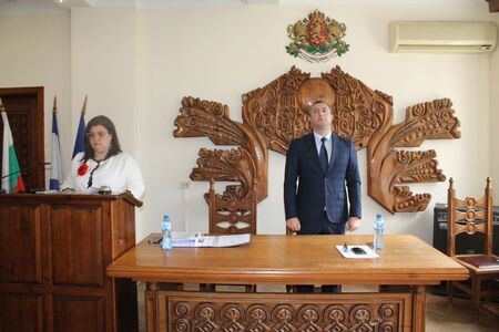 НА ЖИВО: Градските старейшини в Царево ще вземат важни решения