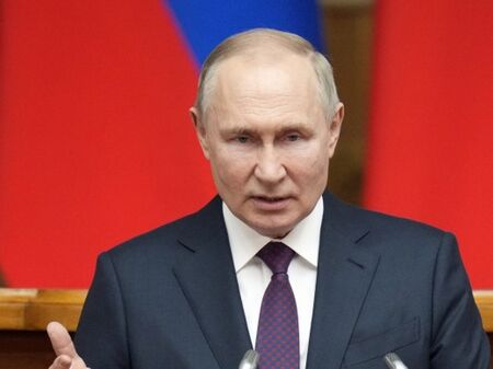 Путин подписа - доживотен затвор за държавна измяна
