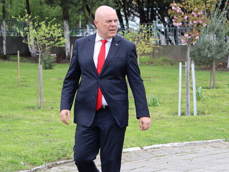 Атентатът срещу Иван Гешев идентичен с покушението над Илия Павлов