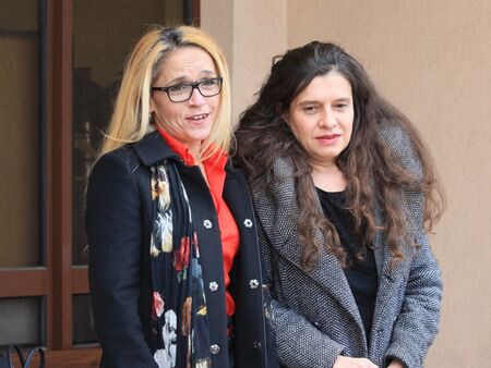 Иванчева и Петрова съдят прокуратурата за 200 000 лева