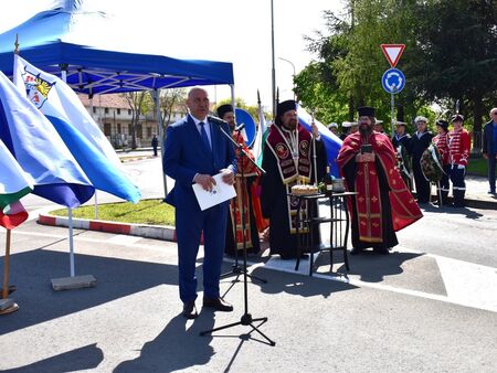 Поморие тържествено отбеляза Деня на Българската армия