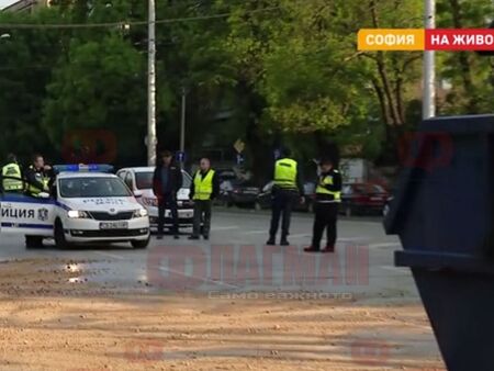 Шофьорът не спрял на стоп палка и полицията е започнала