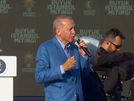 Реджеп Ердоган вдига заплатите дни преди изборите в Турция