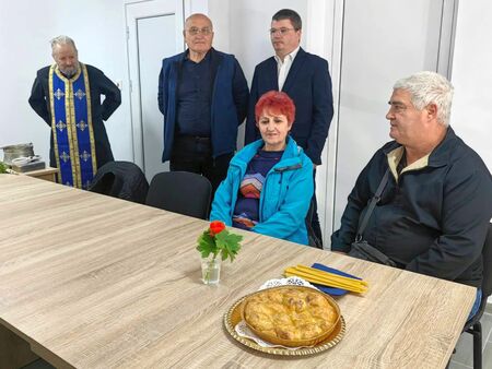 „Спаси Бургас“ откри своята приемна в морския град, ще помага на гражданите за решаване на техните проблеми