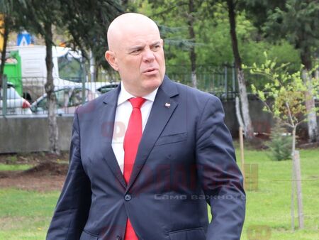 Главният прокурор събра заместниците си, очаква се да обяви дали ще подаде оставка?