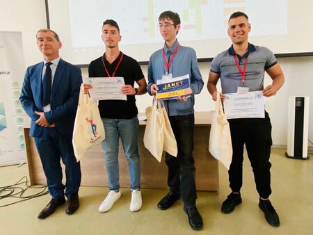 Наградиха най-добрите програмисти в Републиканската студентска  олимпиада в Бургас