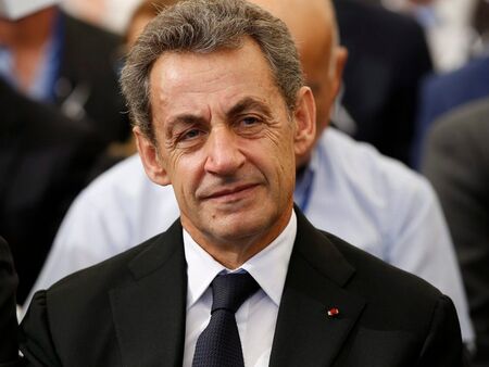 Осъдиха го: Слагат електронна гривна за проследяване на Никола Саркози