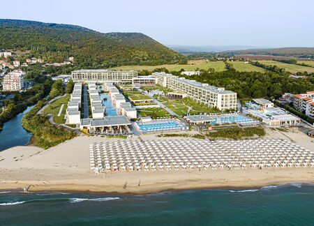 Потопете се в един свят на абсолютна красота здраве и