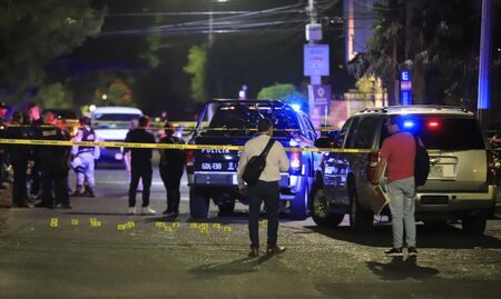 Най-малко 10 убити при престрелка в Мексико