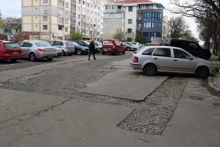 Важна новина за ремонта на ул."Фердинандова" в Бургас - паркоместата се запазват, въпреки велоалеята