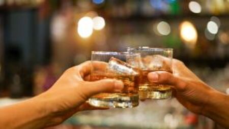 Обилното пиене на младини повишава риска от загуба на мускулна маса в по-късна възраст