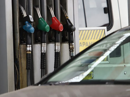 Вижте какво смятат експерите
  Какви цени на горивата ни очакват