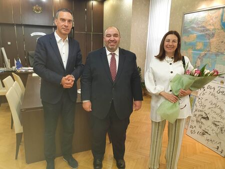 Посланикът на Република Гърция Н. Пр. Мариос Либеропулос пожела по-тясно сътрудничество с Бургас