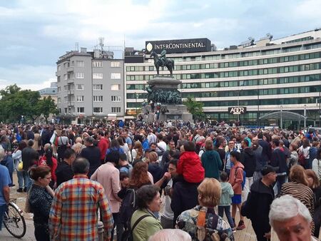 "Тук не е Москва", скандира множеството