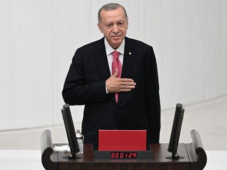 Ердоган смени почти цялото правителство на Турция