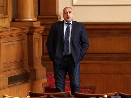 Рокади в НС: Избраха Борисов за член на Комисията по външна политика на мястото на Рашидов