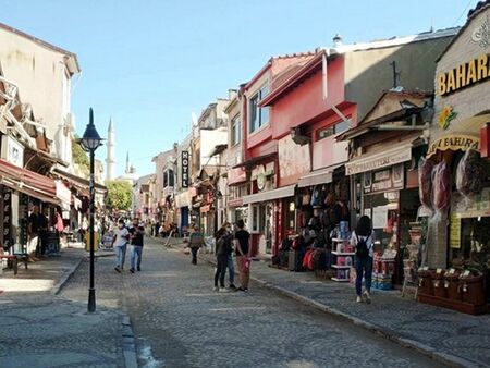 Турска лира на рекордно ниски нива, юруш към комшиите за пазар!