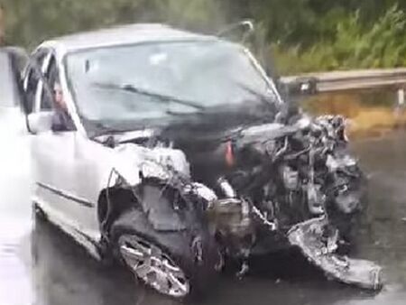 При инцидента загина 18 годишен водач на БМВ Наш читател ни