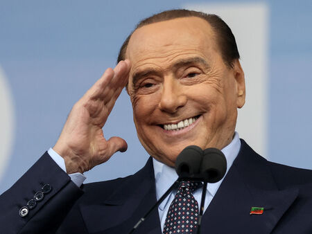 Отвориха завещанието на Берлускони, вижте го