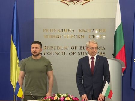 Украинският президент Володимир Зеленски ще направи изявление в Министерския съвет