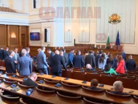 БСП внася в Народното събрание искане за отнемане на имунитета на Бойко Борисов?