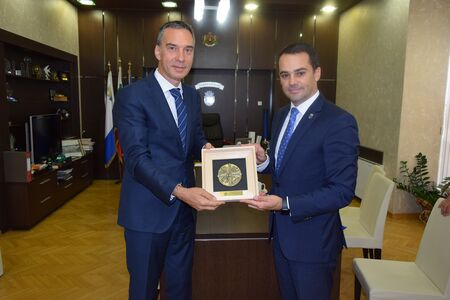 Димитър Николов се срещна с кмета на черногорския град Бар