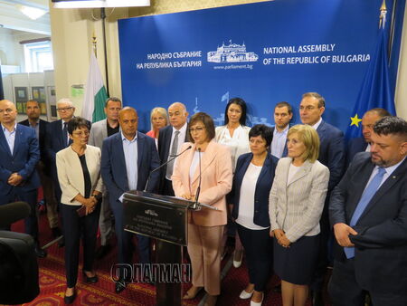 Не сме проруска партия, защитаваме единствено българския интерес, обяви Нинова