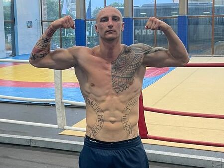 Созополският боксьор Петър Драганов излиза на ринга за нова победа