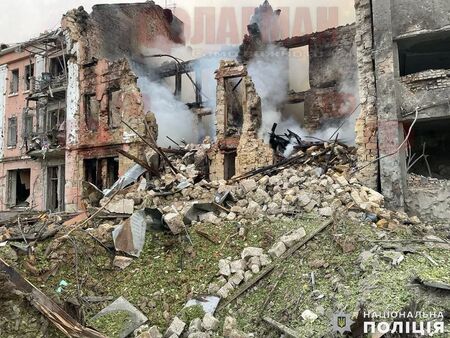 Мощни въздушни удари по Николаев, има много ранени и загинали