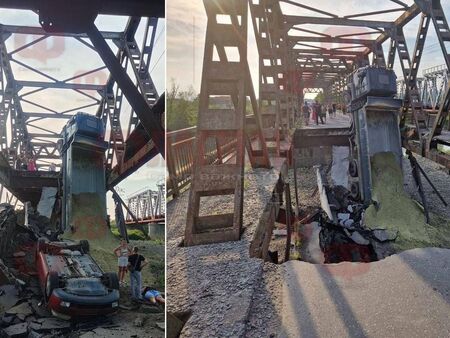 Мост с автомобили падна в Закарпатието Едно дете и има
