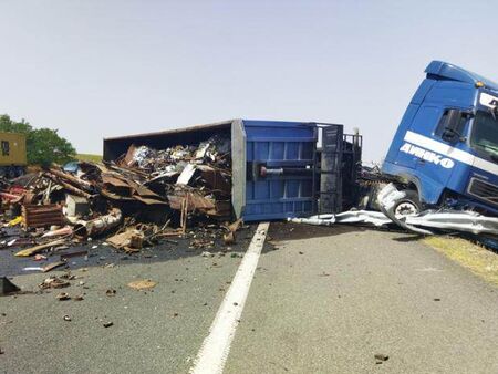 Катастрофиралите превозни средства тепърва ще бъдат транспортирани Магистрала Тракия при