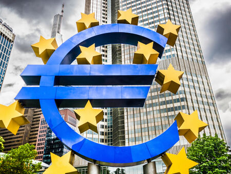 ЕЦБ отново вдигна основните лихви - за 9-ти пореден път