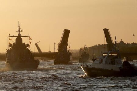Русия е разположила 17 кораба на бойно дежурство в Черно море