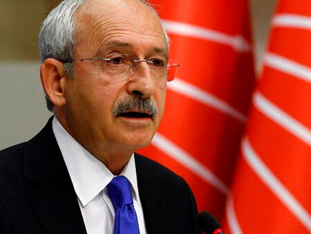 Извънредно! Катастрофира кортежът на опозиционния кандидат за президент на Турция. Атака ли е? (СНИМКИ)