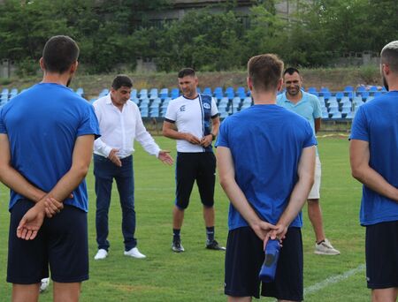 Д р Спасимир Иванов подкрепя от години бургаския футболен клуб Възроденият