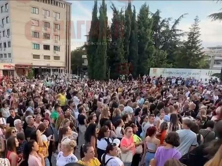 България на протест срещу насилието