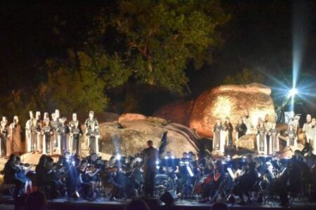 Величествен спектакъл на „Набуко“ под звездния купол на Бегликташ
