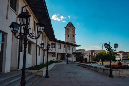 В този български град заплатите стигнаха 9 хил. лева