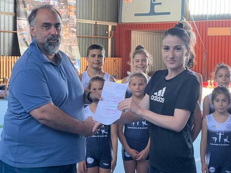 Ротари клуб Бургас-Пиргос подкрепи бургаски акробати с щедро дарение