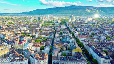 София пред Букурещ по цени на апартаментите