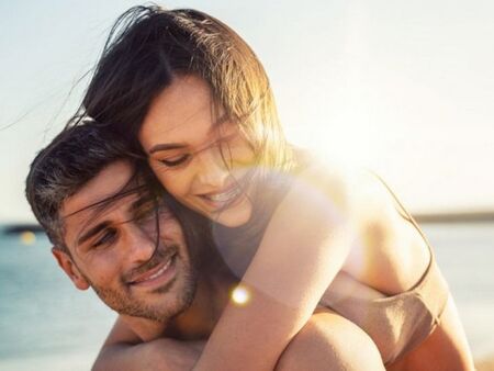 Защо хората се влюбват повече през лятото