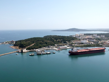 Започнала е процедурата по прехвърляне на пристанище "Росенец" към държавата, твърди МС