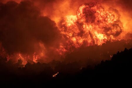 126 пожара в страната са гасили пожарникари през изминалото денонощие