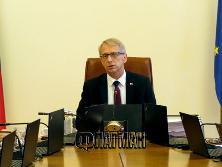 Премиерът назначава комисия да разследва причините за бедствието в Царево