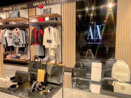 Новата колекция на ARMANI EXCHANGE вече е в официалния корнер на бранда в Бургас (СНИМКИ)